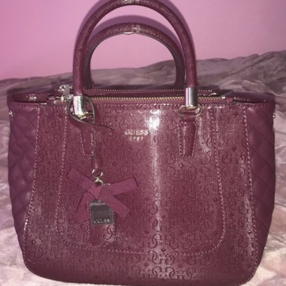 Guess Marian Status Satchel in Bourdeax (rare)